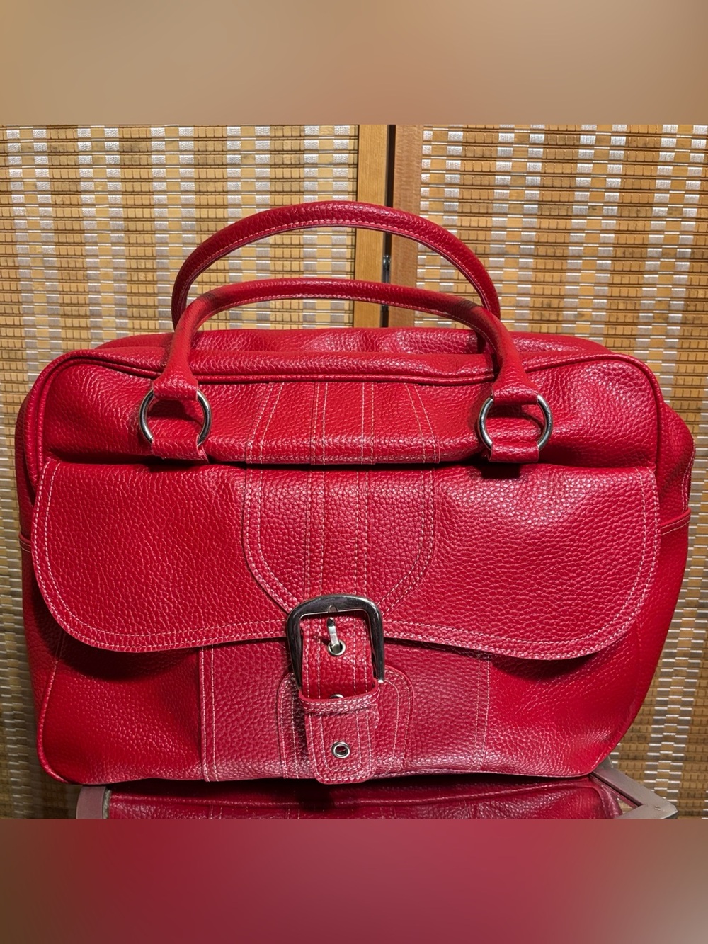 Signature Club A | Red Pebble-Textured Faux Leather Tote/Bag